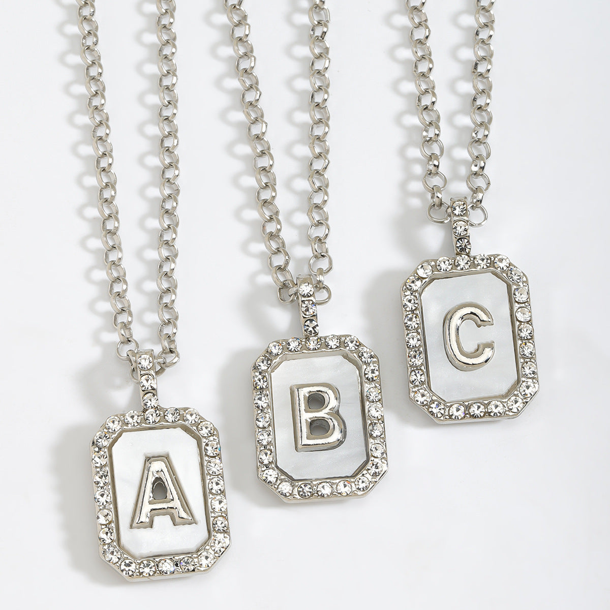 English Letter Fashion Commuter Diamond Necklace